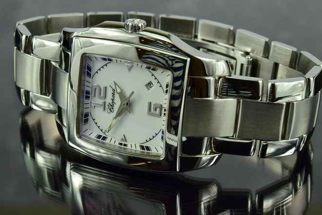  Chopard Two O Ten Edelstahl Damenuhr Datum Saphirglas </h1> 