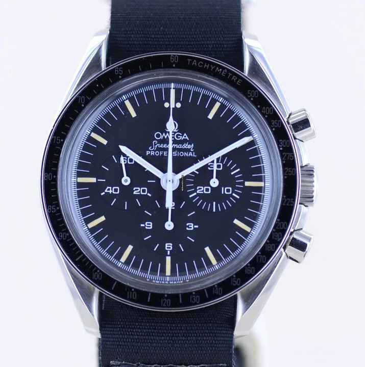  Omega Speedmaster Professional Moonwatch Chrono Moonwatch Tritium Vintage 1985 Patina </h1> 