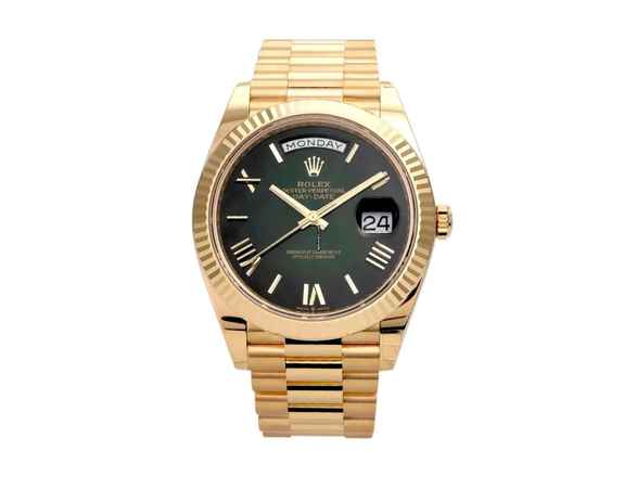  Rolex Day-Date 40 18 kt Gelbgold Ref. 228238 Grün Ombre Römisch 