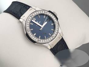 Thumbnail von Hublot Classic Fusion Blue 33mm 581.nx.7170.lr.1104 Titan Diamanten Damen Blue Dial </h1>