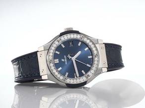 Thumbnail von Hublot Classic Fusion Blue 33mm 581.nx.7170.lr.1104 Titan Diamanten Damen Blue Dial </h1>