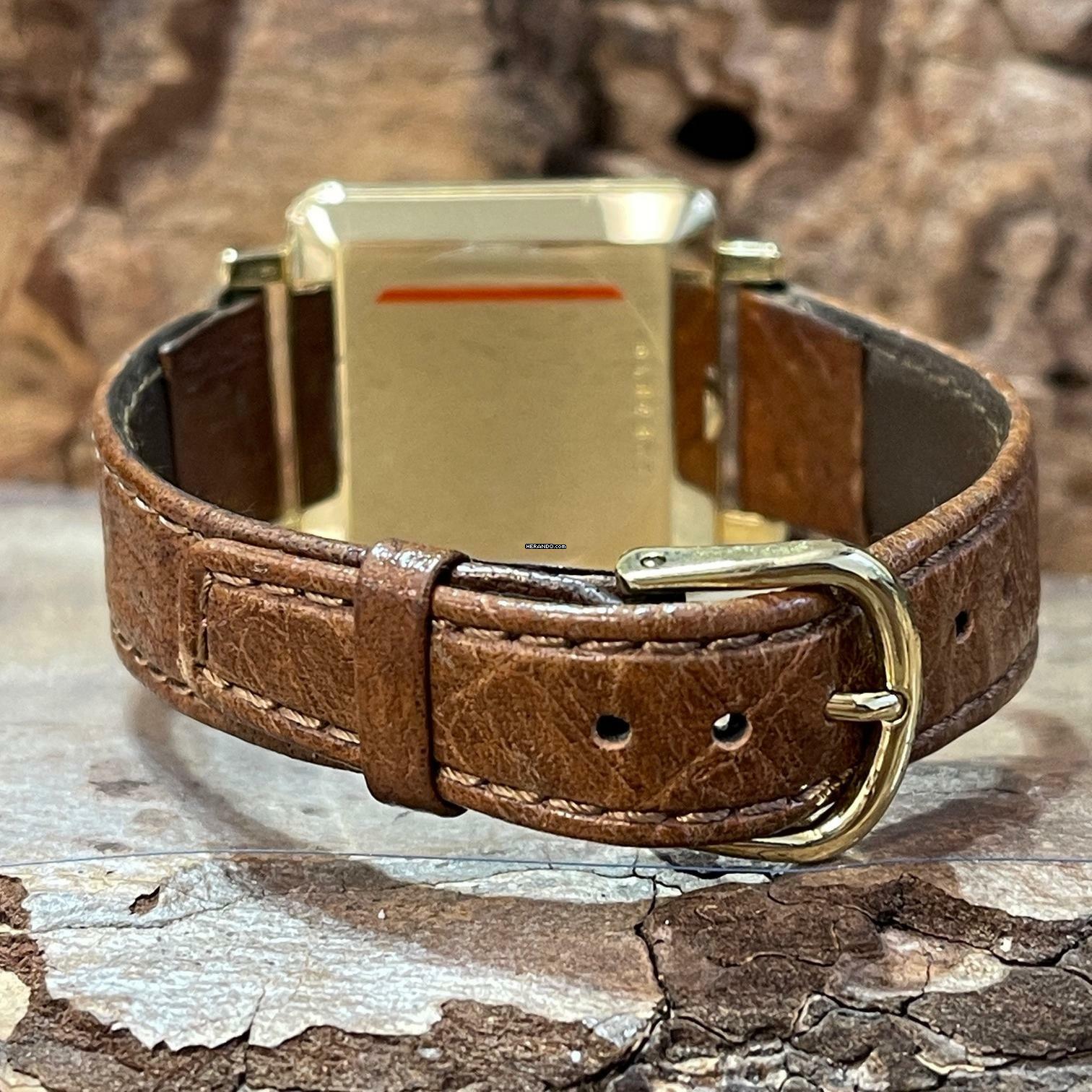 Thumbnail von IWC Square </h1>