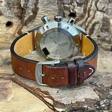 Thumbnail von Longines Avigation BigEye Chronograph L2.816.1.93.2 - Full Set </h1>