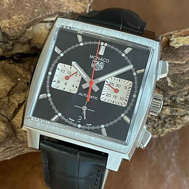  TAG Heuer Monaco Chronograph - FULL SET 2023 - Ref. CBL2113 - ungetragen </h1> 