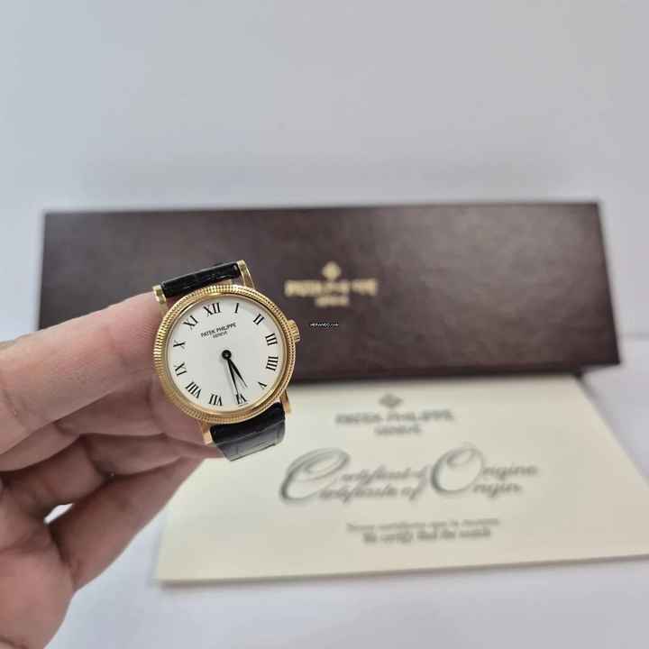  Patek Philippe Calatrava Lady Yellow Gold 25mm Corda Completo 