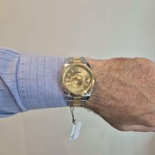 Thumbnail von Rolex Sky-Dweller Ouro & Aço Champagne Dial 42mm Completo