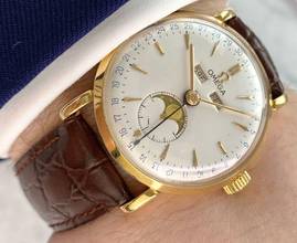 Thumbnail von Omega Seamaster Cosmic Serviced Triple Date Cosmic Moonphase Solid Gold Vintage 2473 2473