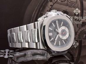 Thumbnail von Patek Philippe Nautilus 5980/1a Rare Black Dial - 2010