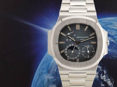  Patek Philippe Nautilus 3712/1a-001 First Generation 2005 Rare 3 Dots German Paper 