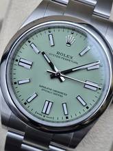 Thumbnail von Rolex Oyster Perpetual 41mm 134300 Pistachio dial Like New Condition Full Set 6-2025