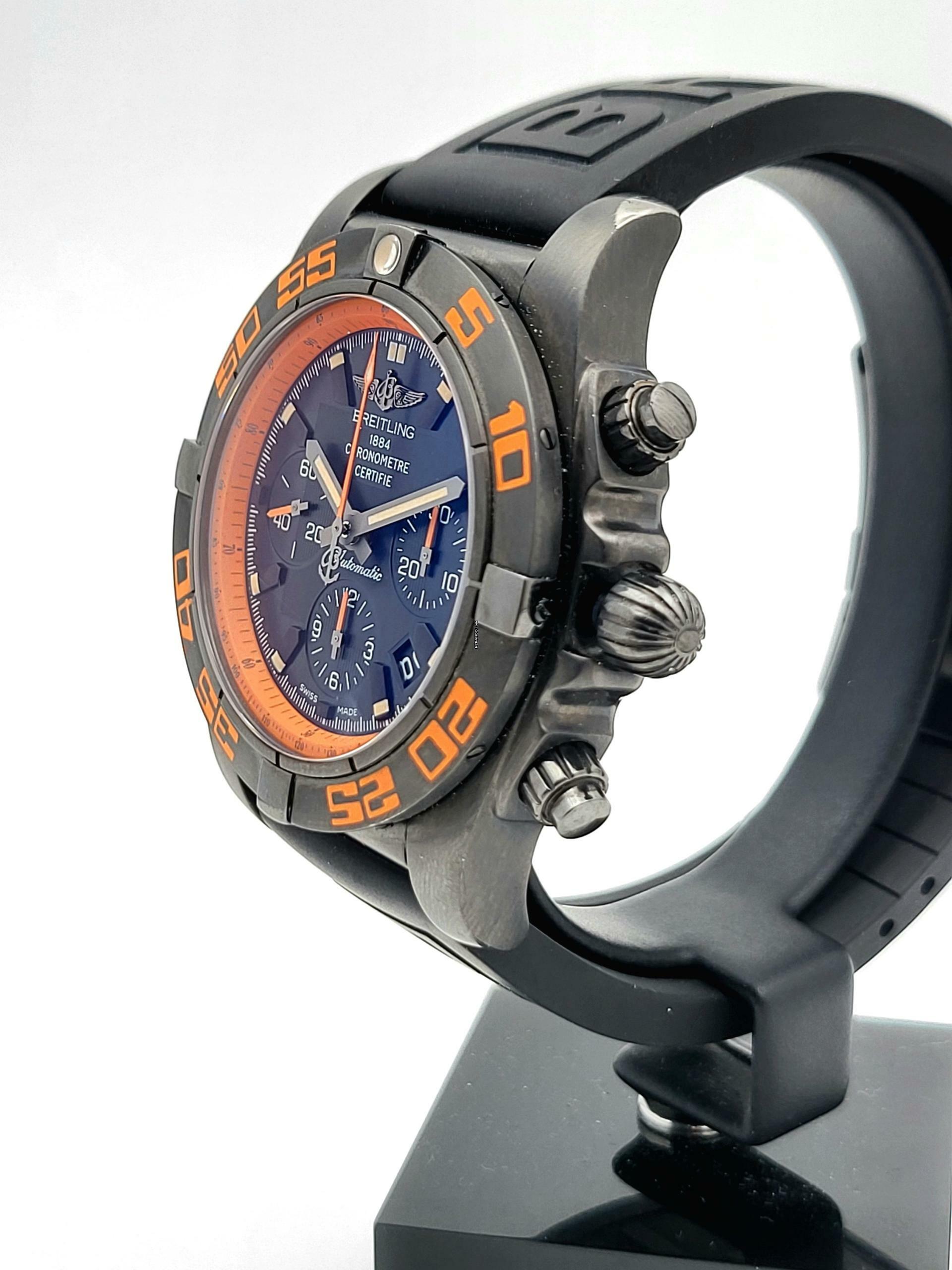 Thumbnail von Breitling Chronomat 44 Raven Black </h1>