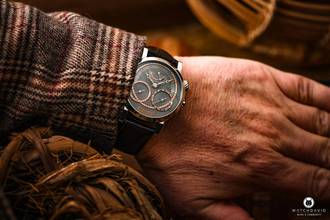 Thumbnail von Benzinger GAP 2 Graphit mit eigenem Manufakturkaliber handguillochiert mit Keramikeinlagen