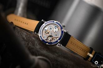 Thumbnail von Benzinger GAP 2 Midnight Blue mit eigenem Manufakturkaliber handguillochiert mit Keramikeinlagen