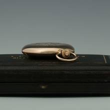 Thumbnail von A. Lange & Söhne 18k Gold Guilliaume-Unruhe Kal.45 Taschenuhr Original Box Museums Zertifikat 1910. </h1>