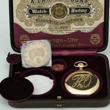 Thumbnail von A. Lange & Söhne neuwertige Qualität 1A Tresoruhr 18k Gold mit Original Etui und Papiere 1917 </h1>