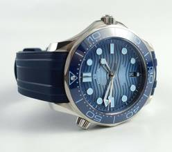 Thumbnail von Omega Seamaster Diver 300 M Blue Seamaster Summer Blue Full Set / New Watch