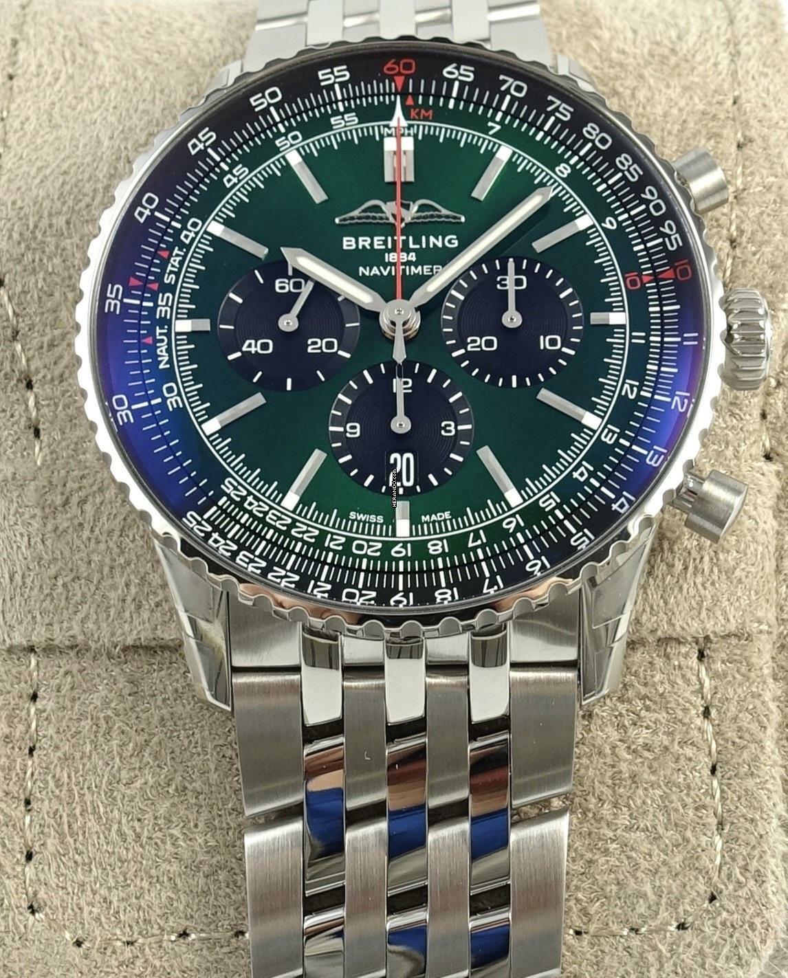  Breitling Navitimer 1 B01 Chronograph 46 Green Full Set / New Watch 