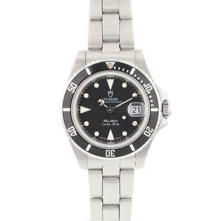  Tudor Princess Date Lady-Sub Service '25 </h1> 