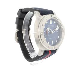 Thumbnail von Panerai Luminor Submersible 44MM Luna Rossa </h1>