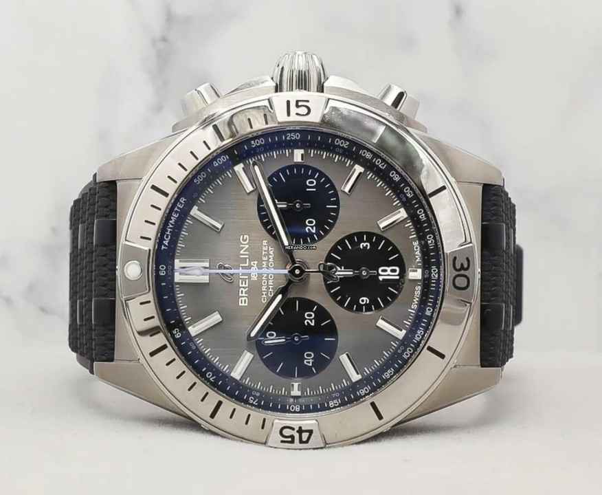  Breitling Chronomat 42 B01 42 NEW FULL SET 