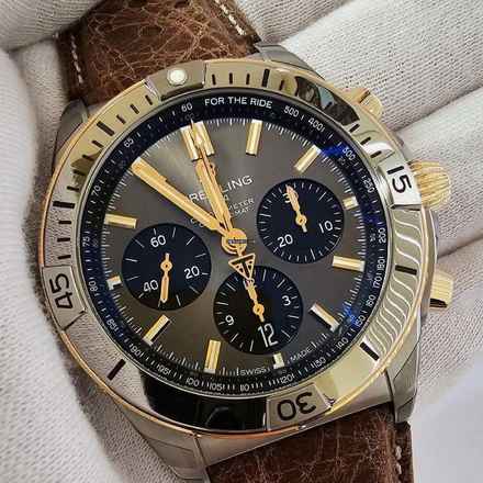  Breitling Chronomat 42 B01 42 Triumph FULL NEW SET 