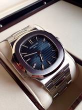 Thumbnail von Patek Philippe Nautilus 5711/1A-010 Nautilus Jumbo Stahl Blue Dial NEU-Deutsch-Tresoruhr