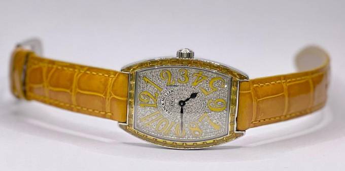 Franck Muller Cintrée Curvex 2852 QZ D 1R </h1>