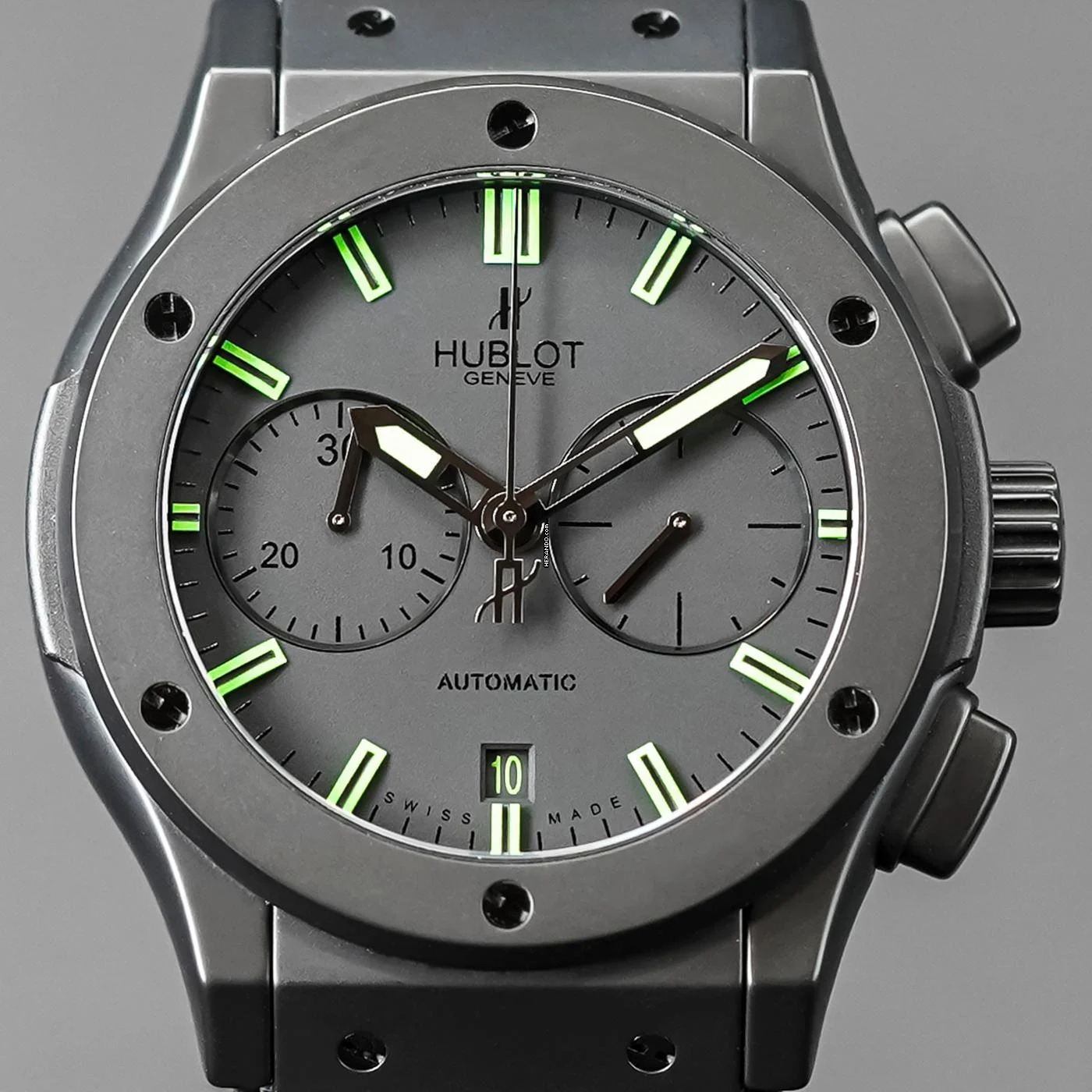  Hublot Classic Fusion Chronograph The Hulk Dubai Edition 