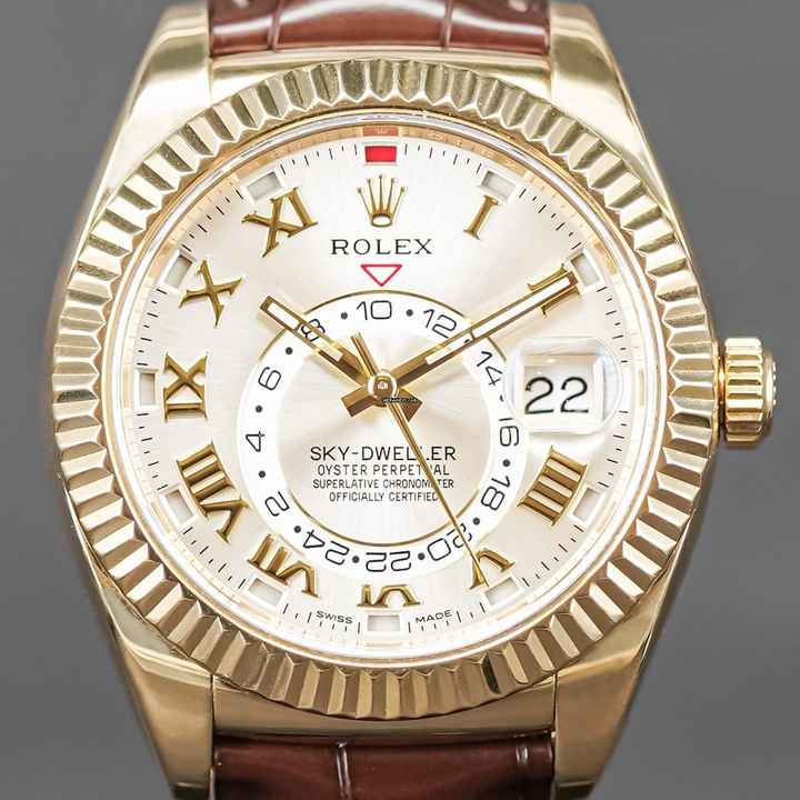  Rolex Sky-Dweller Silver Roman Dial Gelbgold 2015 LC EU 