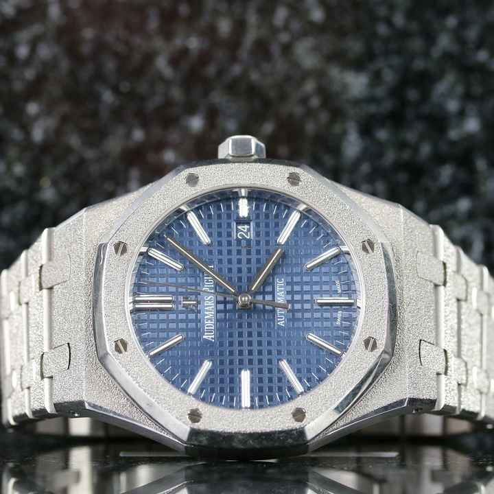  Audemars Piguet Royal Oak Frosted - Blue Dial - like New - Fullset - 2017 