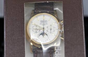 Thumbnail von Patek Philippe Perpetual Calendar Chronograph 3970EJ | 3. Series | Full Set | sealed | PP Service July 26