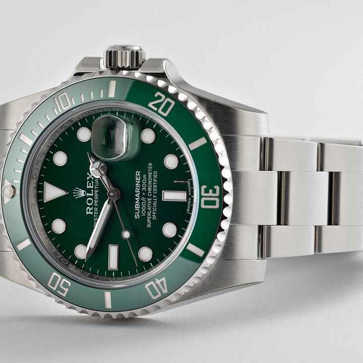  Rolex Submariner Date (Hulk) 