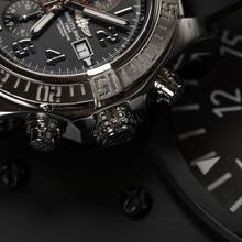 Thumbnail von Breitling Super Avenger II A13371