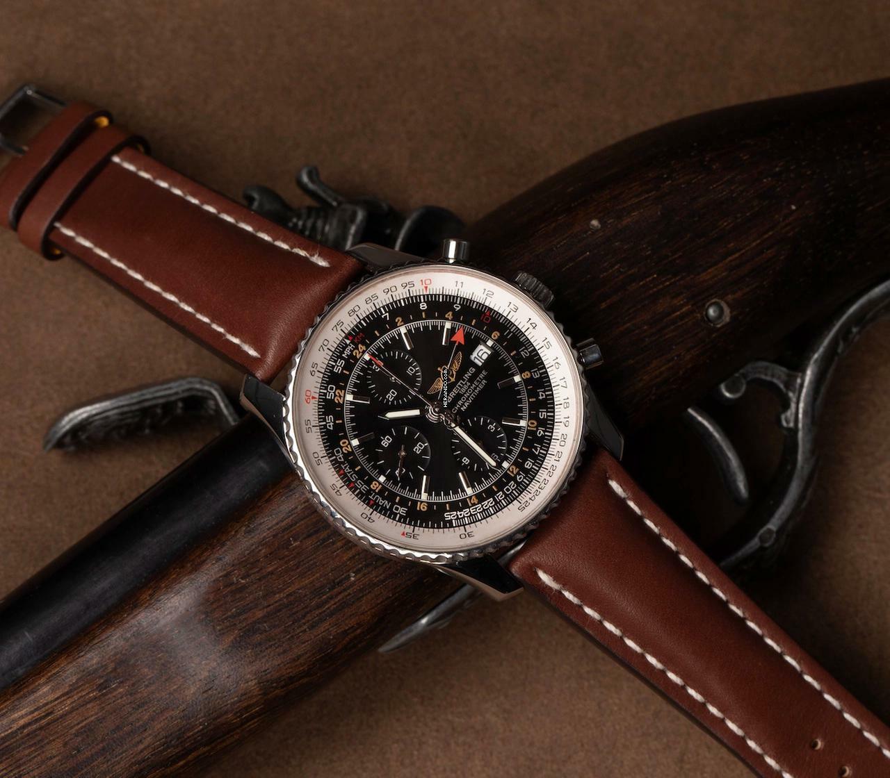  Breitling Navitimer World A2432212/B726/443X/A20BA.1 