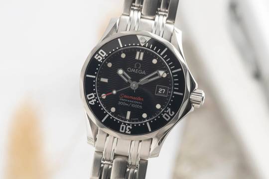  Omega Seamaster Diver 300 M Stahl Damenuhr Ref. 212.30.28.61.01.001 