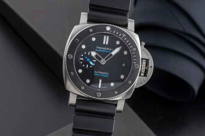  Panerai Submersible Edelstahl Automatik Herrenuhr Ref. PAM01683  