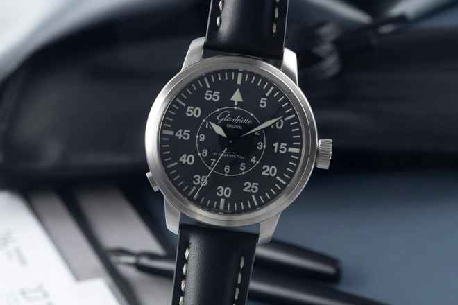  Glashütte Original Senator Navigator Automatik Edelstahl Automatik Ref 100-09-07-04-04 Papiere 2006  