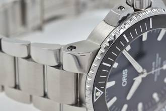 Thumbnail von Oris Aquis Date 01 733 7730 4154 Black Dial </h1>