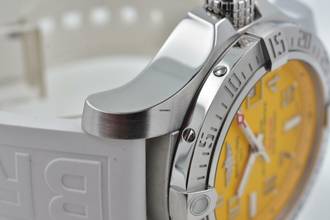 Thumbnail von Breitling Avenger II Seawolf Code Yellow A1733110/I519 A17331