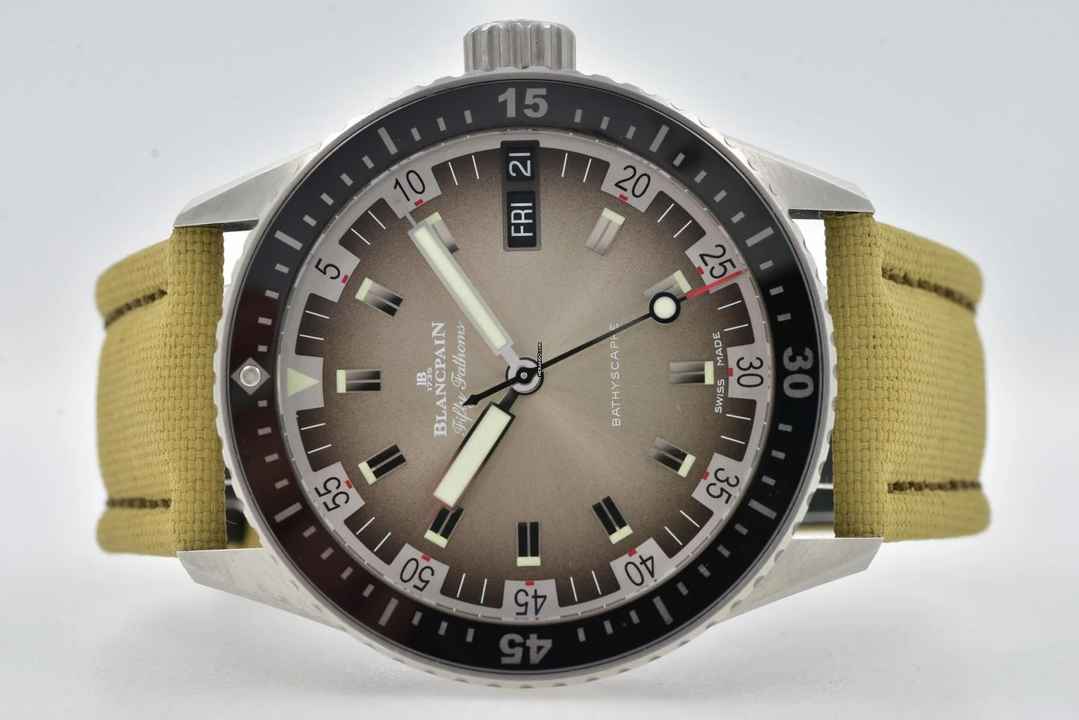  Blancpain Fifty Fathoms Bathyscaphe Jour Date Day Date Sand 5052-1110-063A </h1> 