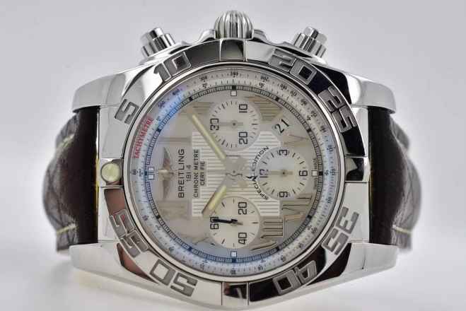  Breitling Chronomat 44 B01 AB01101 White Dial  