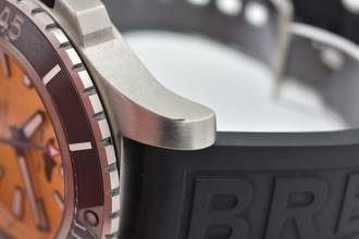 Thumbnail von Breitling Superocean 48 Yellow Dial E17369241I1S1 Titanium