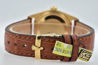 Thumbnail von Rolex Day-Date 36 Oyster Perpetual Day Date 18k Yellow Gold Porcelain Dial 18038 </h1>