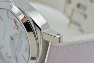 Thumbnail von Panerai Luminor Luna Rossa QuarantaQuattro Luna Rossa PAM 1342 White Dial </h1>