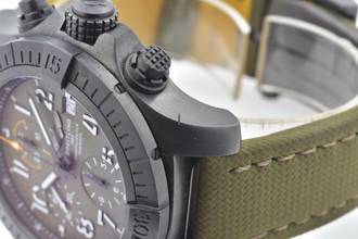 Thumbnail von Breitling Avenger Chronograph 45 Night Mission V13317101L1X1 Green Dial </h1>