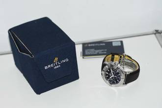 Thumbnail von Breitling Avenger 44 B01 Chronograph AB0147101B1X1 </h1>