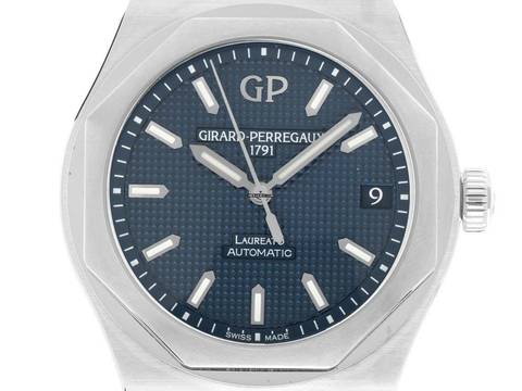  Girard Perregaux Laureato Ref.81010-11-431-11A 2025 Full Set Ungetragen 