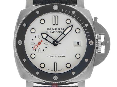  Panerai Submersible Luna Rossa Ref.PAM01579 2025 Full Set Ungetragen 