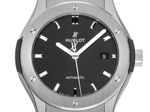  Hublot Classic Fusion Titan Ref.542.NX.1171.RX 2025 Full Set Ungetragen 