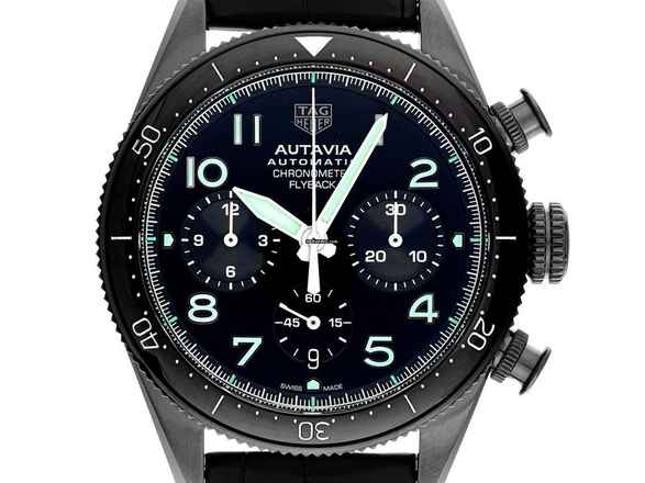  TAG Heuer Autavia Flyback Ref.CBE511C.FC8280 2025 Full Set Ungetragen 